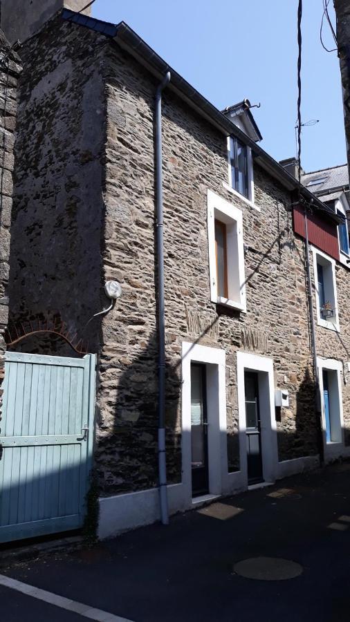 Cancale, Centre Ville, Triplex Le Pecheur Apartment Exterior photo